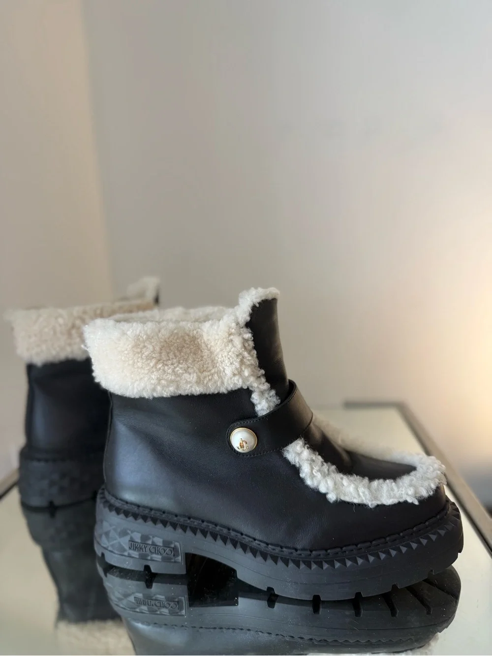 New Jimmy Choo Shea shearling-lined leather ankle boots $1,450 41